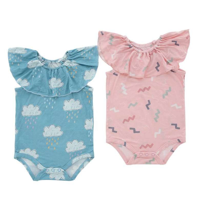Schönes Design, Rüschenärmel, Baby-Strampler, Bambus-Baumwolle, gestricktes Material, bequeme Babykleidung, Unisex-Sommer-Babykleidung